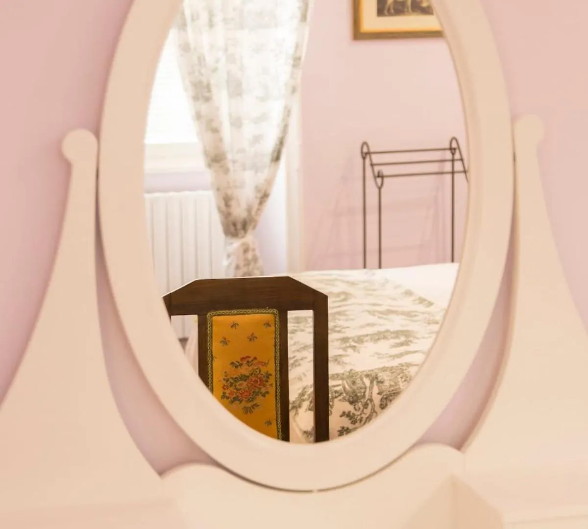 Arcudi Romance Home Rome